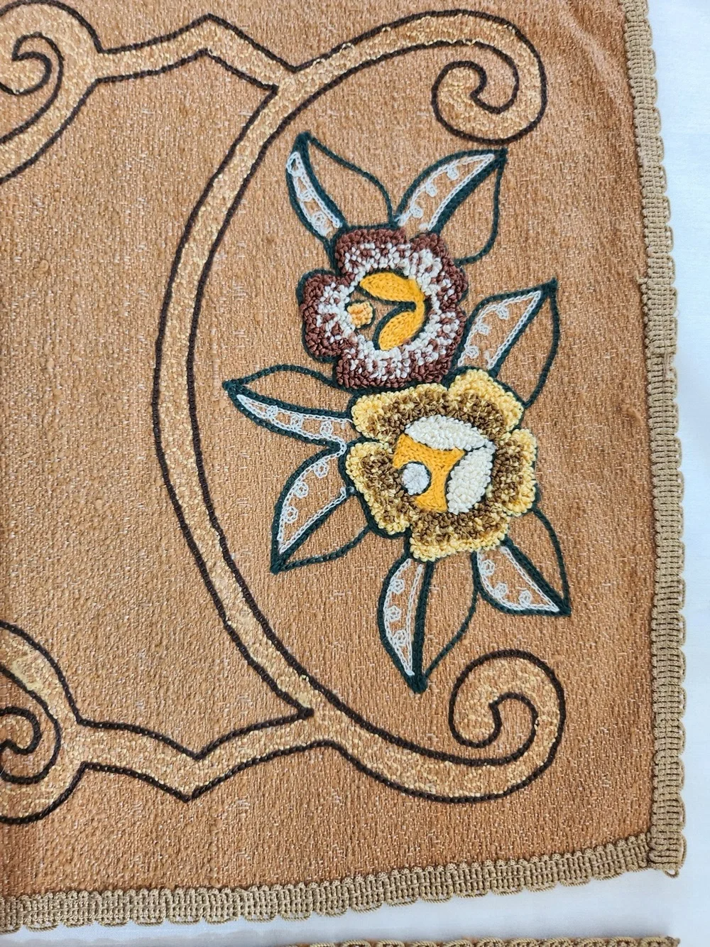 Vintage Floral Punch Needle Embroidered Arts & Crafts Style Table Runner Pair